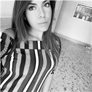 Diplomata al liceo classico impartisce lezioni